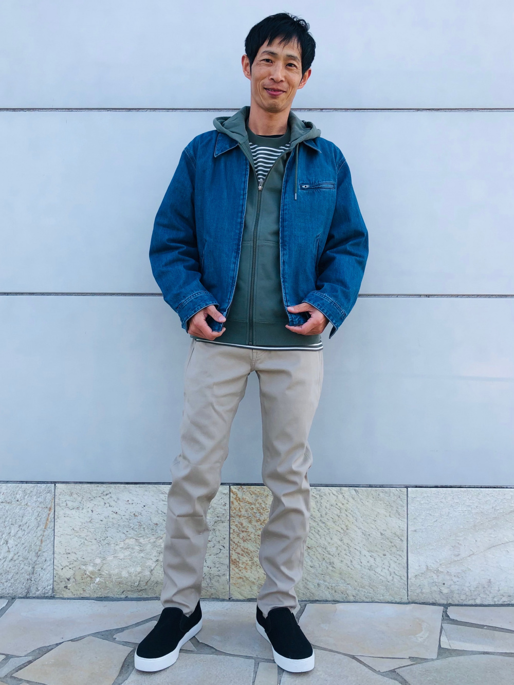 エアリズムコットンスウェットパンツ、パフテックボリュームパーカ」の