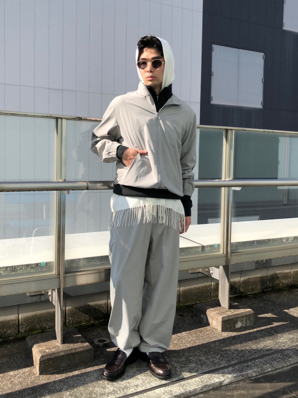 ユニクロ カシミヤハーフジップセーター ライトグレー　Mサイズ ユニクロ】至高の逸品カシミヤハーフジップセーターが期間限定価格