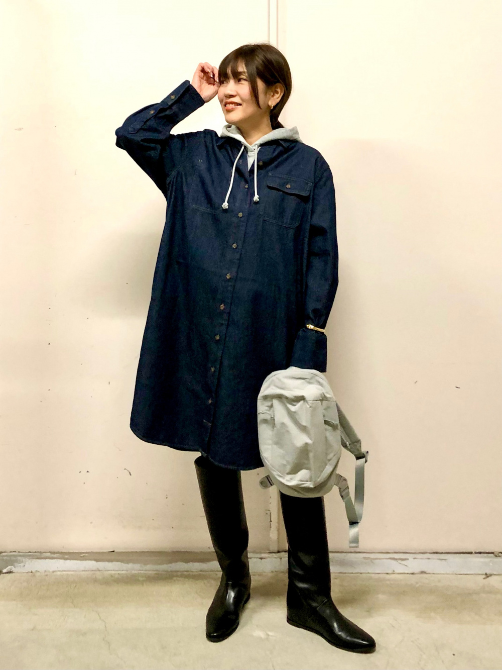 新品未使用　ユニクロ　JW ANDERSON デニム シャツワンピース M デニムシャツワンピース」の着用コーディネート| ユニクロ公式