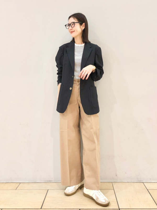 シャーリングT、ワイドチノパンツ」の着用コーディネート