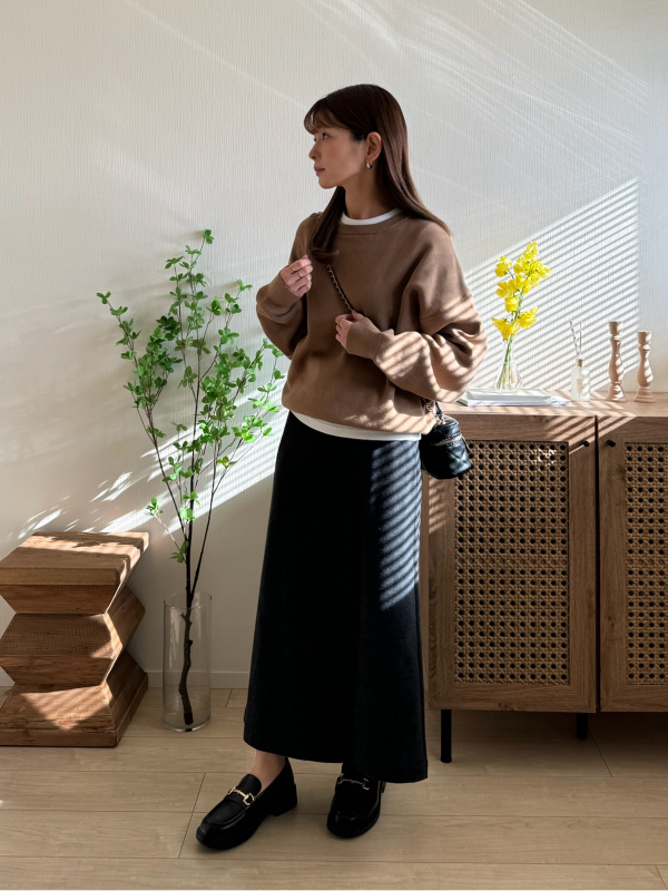 ユニクロUNIQLOブラッシュドジャージーナロースカート ユニクロ】「ブラッシュドジャージーナロースカート」徹底試着！（写真）｜＠BAILA（バイラ） 