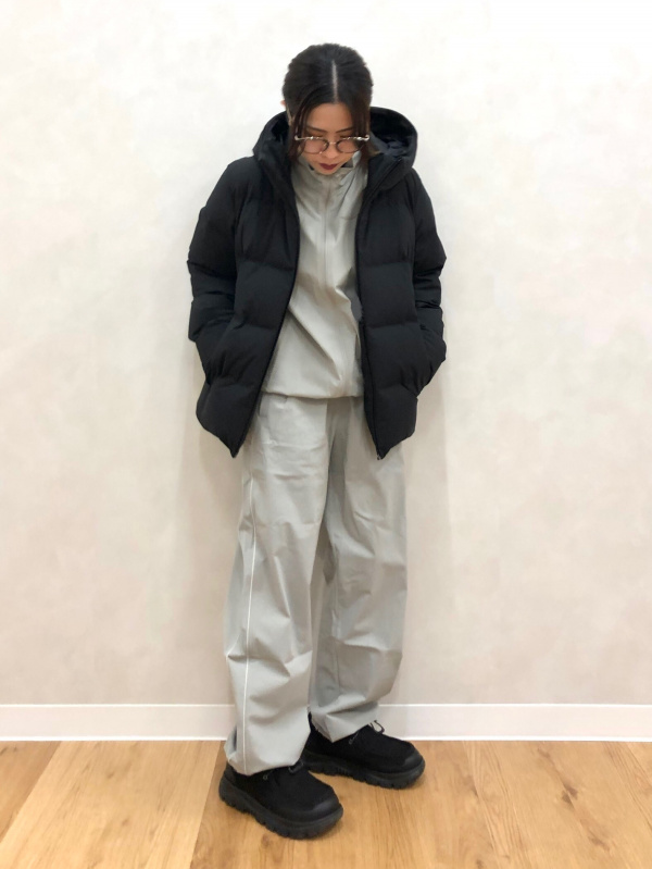 ユニクロ公式 | シームレスダウンパーカ