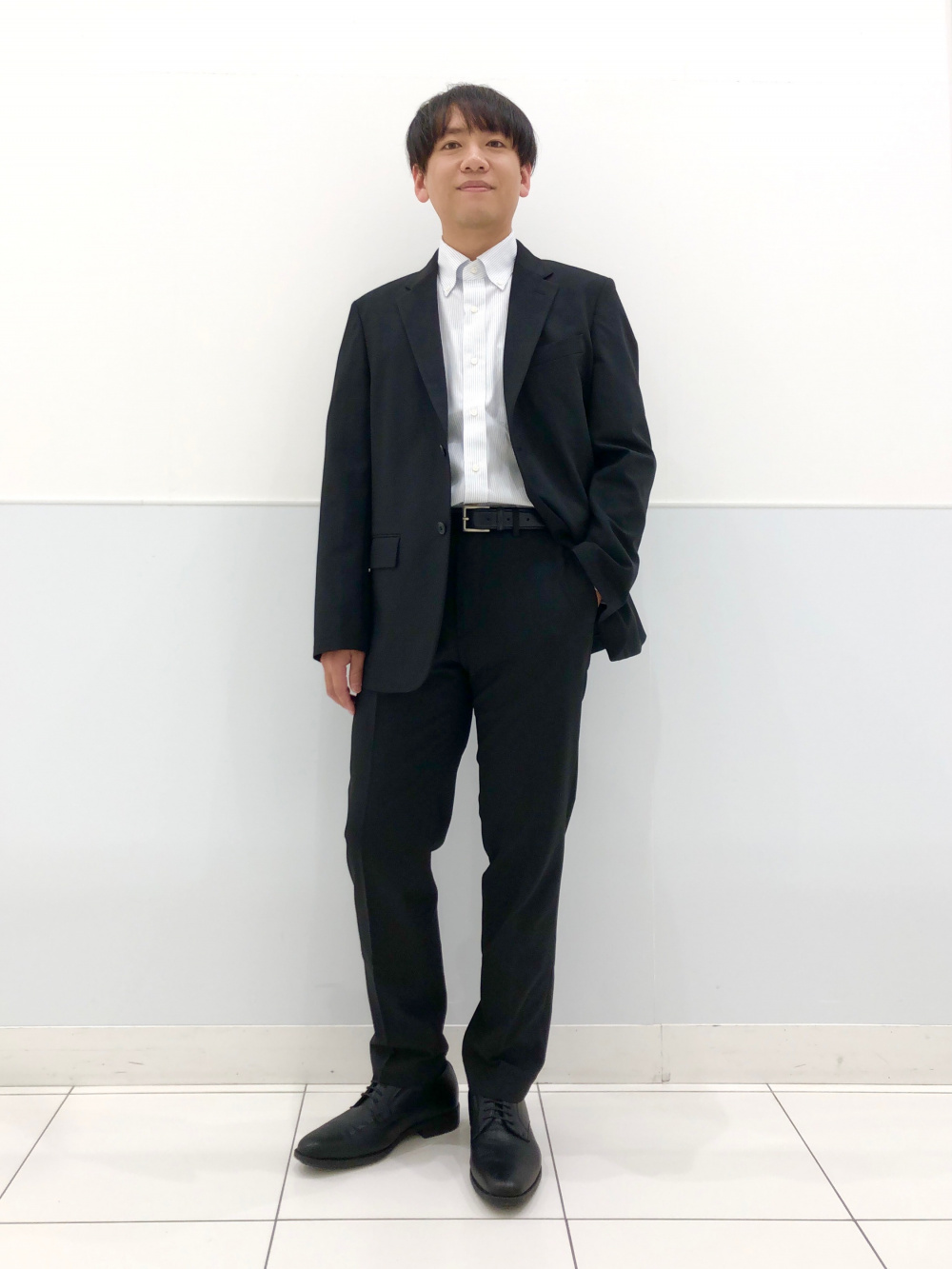 UNIQLO カスタムオーダースリムフィット　ブラック UNIQLO カスタムオーダースリムフィットブラック