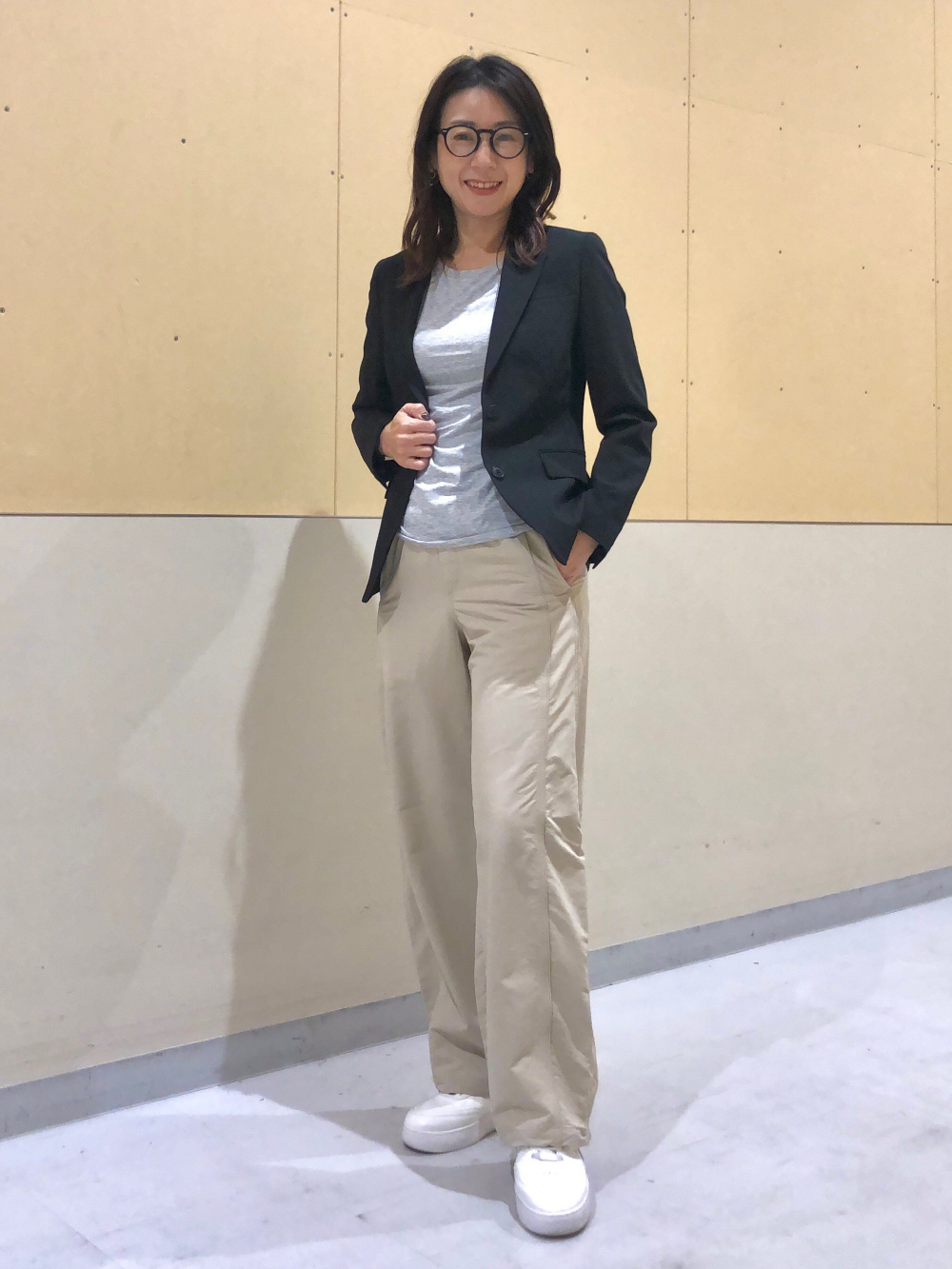 ユニクロ　ストレッチジャケット　ストレッチパンツ　XS ストレッチジャケット/XSサイズ、エアリズムUVカットクルーネックT長袖