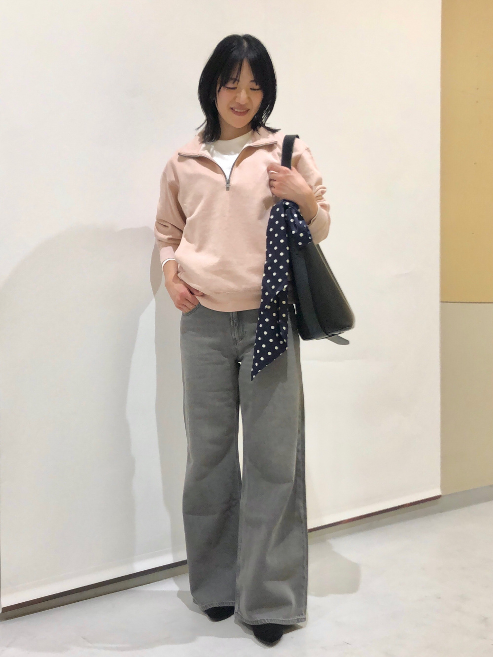 美シルエット 白シャツ風タンク×タックワイドパンツ 上下SET 美シルエット 白シャツ風タンク×タックワイドパンツ 上下SET