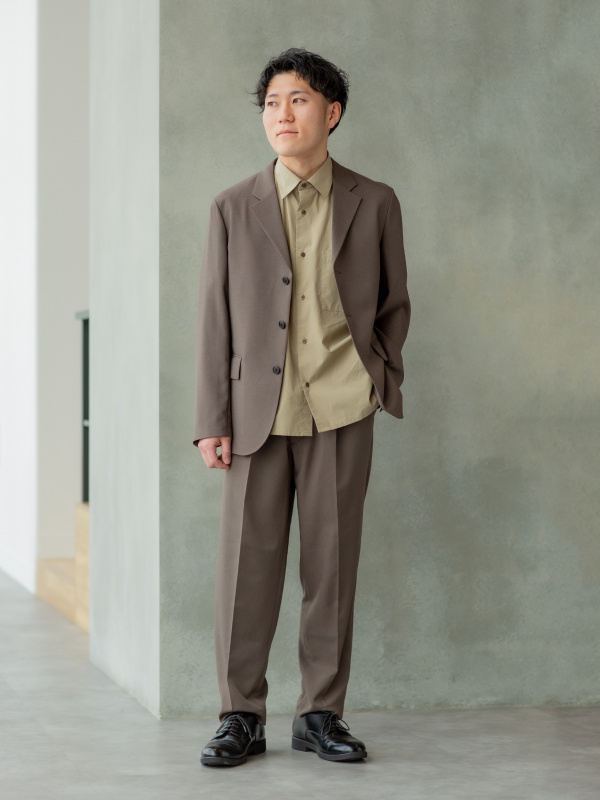 uniqlo c 感動ジャケット、タックパンツ dark brown sizeL 新品・未使用】UNIQLO C 感動ジャケット&感動タックパンツ