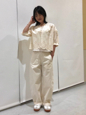 ユニクロ公式 | コットンエンブロイダリーブラウス/5分袖