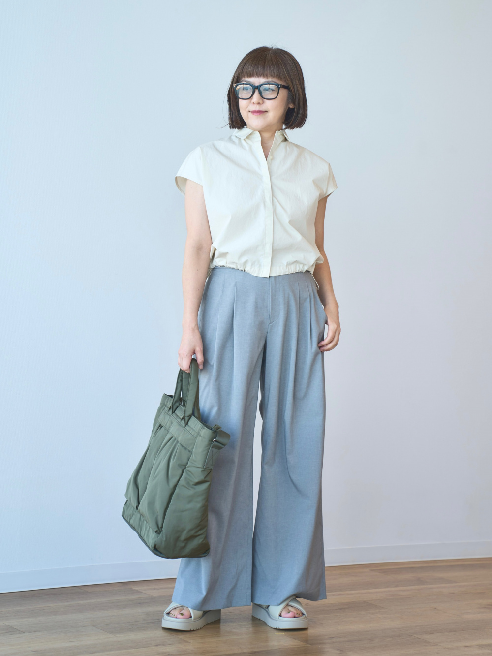 感動ダブルジャケットリラックスフィット、感動タックワイドパンツ」の