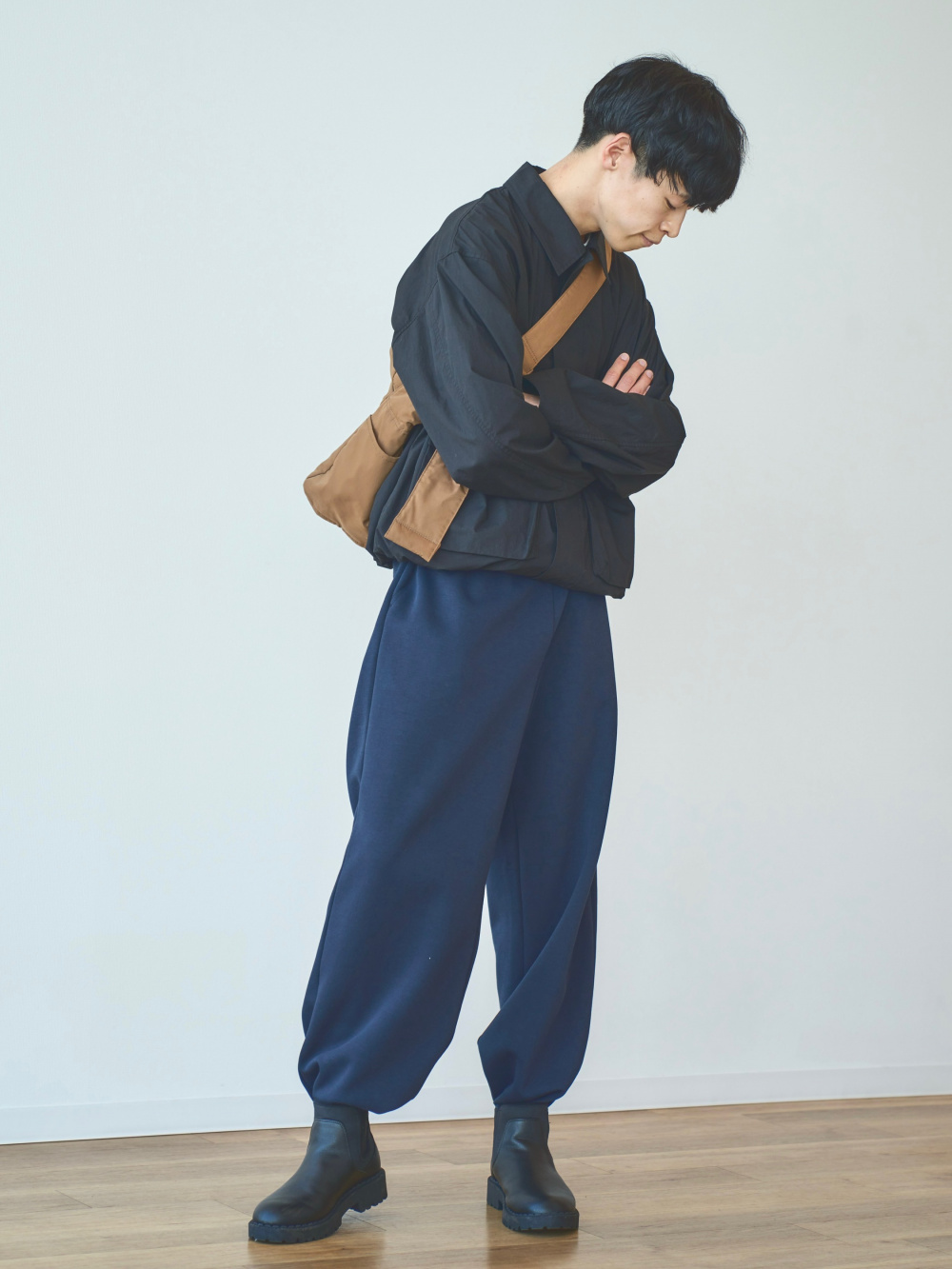 感動ダブルジャケットリラックスフィット、感動タックワイドパンツ」の