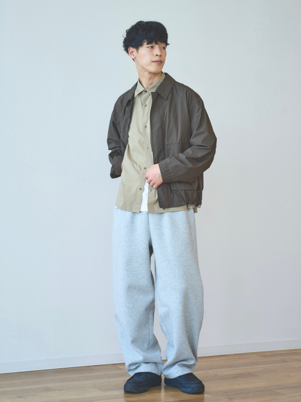 コットンショートブルゾン、ワイドフィットカーゴパンツの
