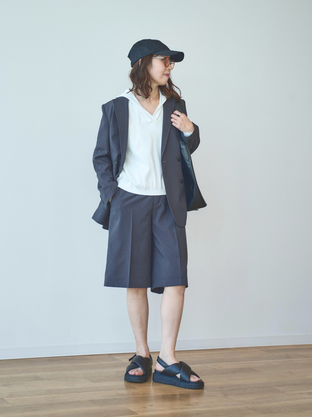 【新品タグ付き】ユニクロ　リラックスフーデッドセーター　ネイビー　XXL UNIQLO製品で一番かも」 ユニクロ新作“5990円セーター”に大絶賛