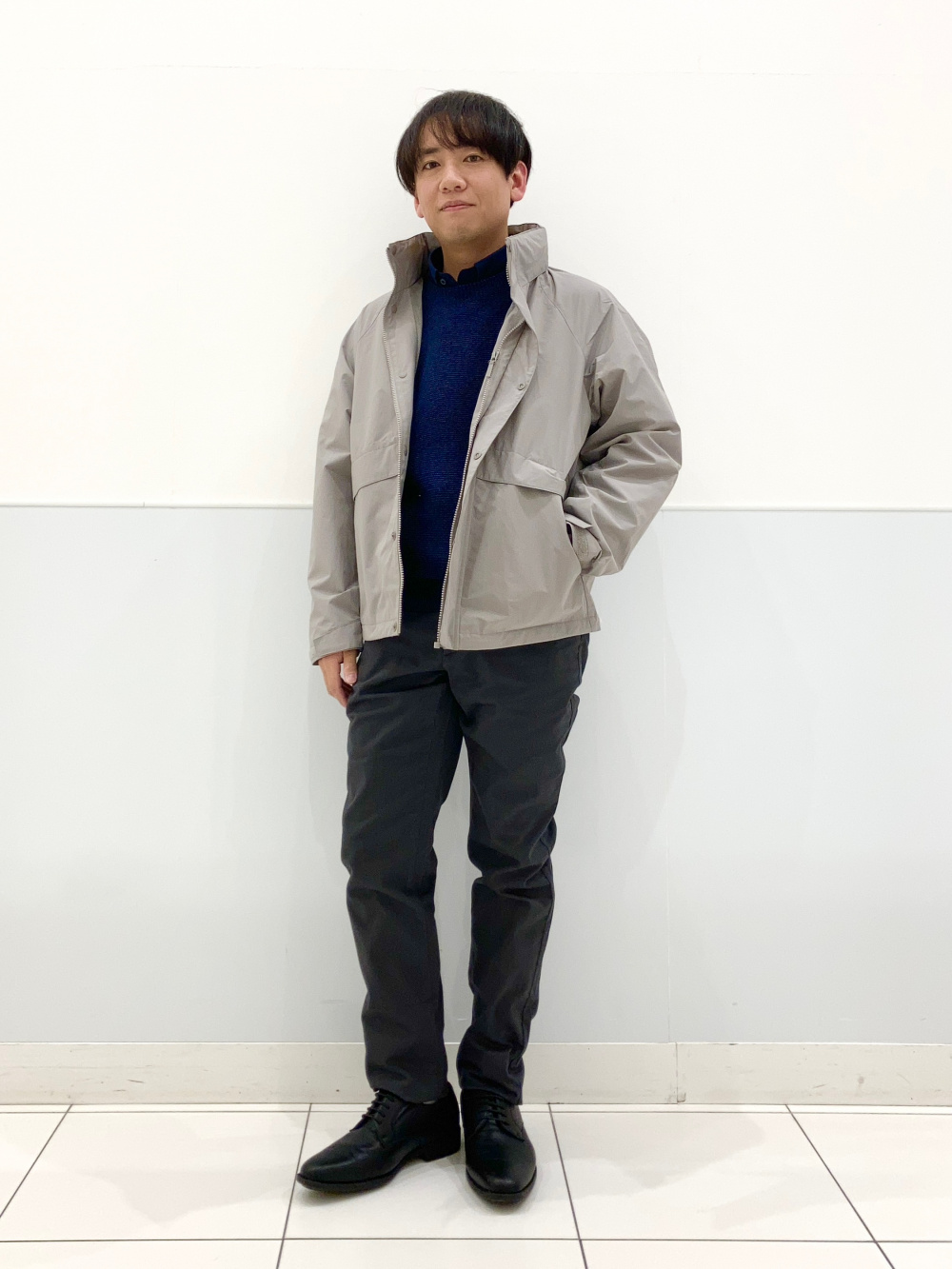 シームレスダウンパーカ/3Dカット、3Dクルーネックセーター」の