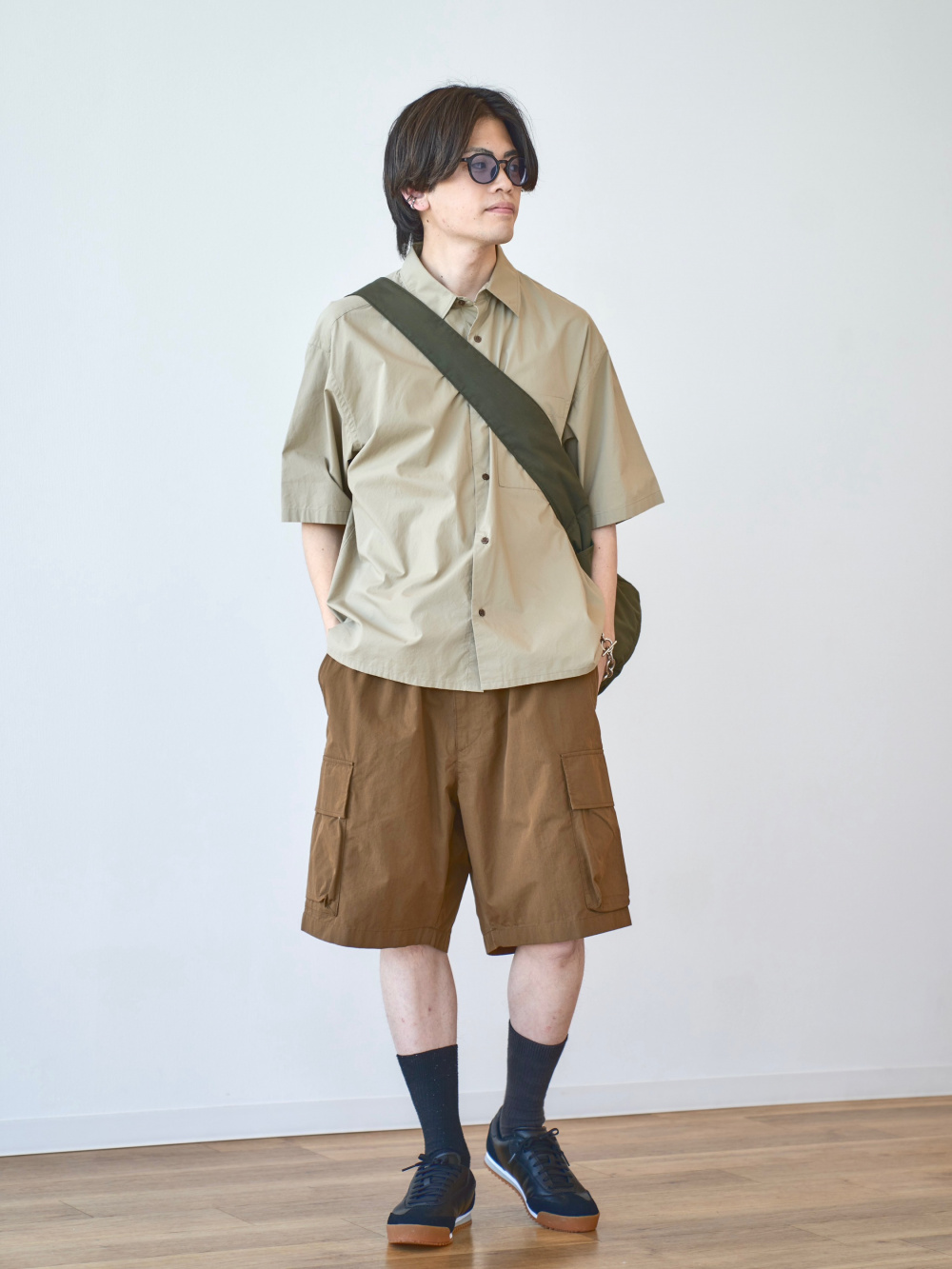 感動ジャケット、感動タックパンツ」の着用コーディネート 感動ジャケット、感動タックパンツ」の着用コーディネート
