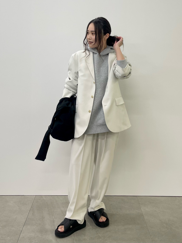 UNIQLOC 感動セットアップ DarkBrown - メルカリ