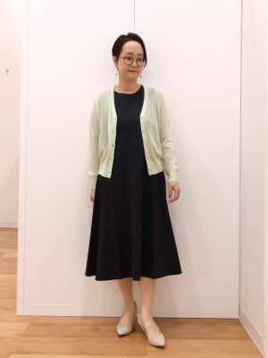 ユニクロ公式 | ウルトラストレッチワンピース/ノースリーブ/丈短め