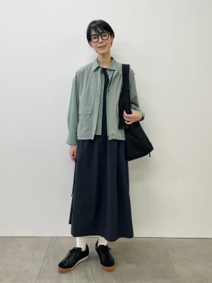 新品タグ付きユニクロ UNIQLO Cフルジップベスト ブラック XXL 軽量 UNIQLO - UNIQLO C フルジップベスト 09 BLACK Mの通販 by たか