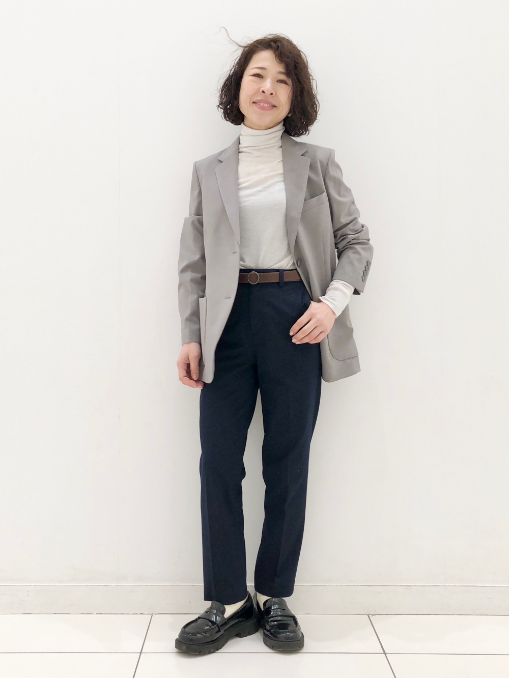 スマートアンクルパンツ」の着用コーディネート| ユニクロ公式