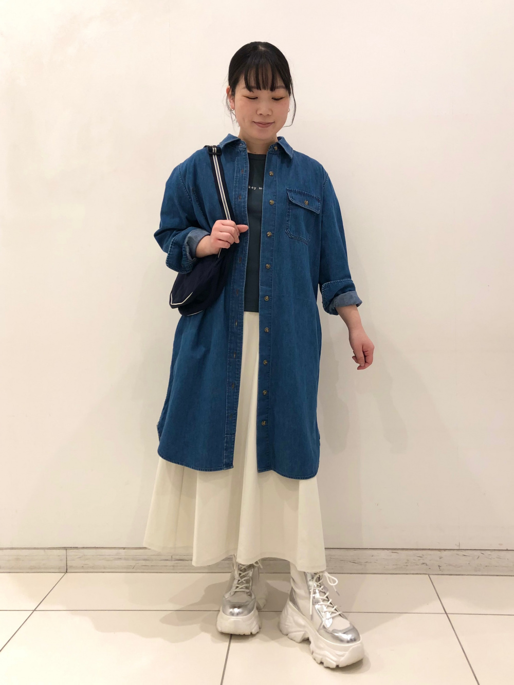 デニムシャツワンピース」の着用コーディネート| ユニクロ公式
