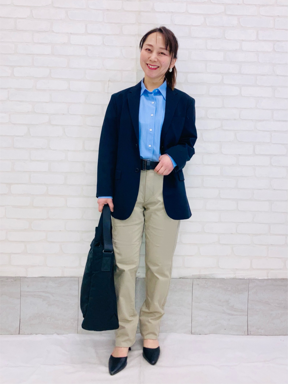 感動ジャケット、レーヨンスキッパーブラウス（7分袖）」の着用