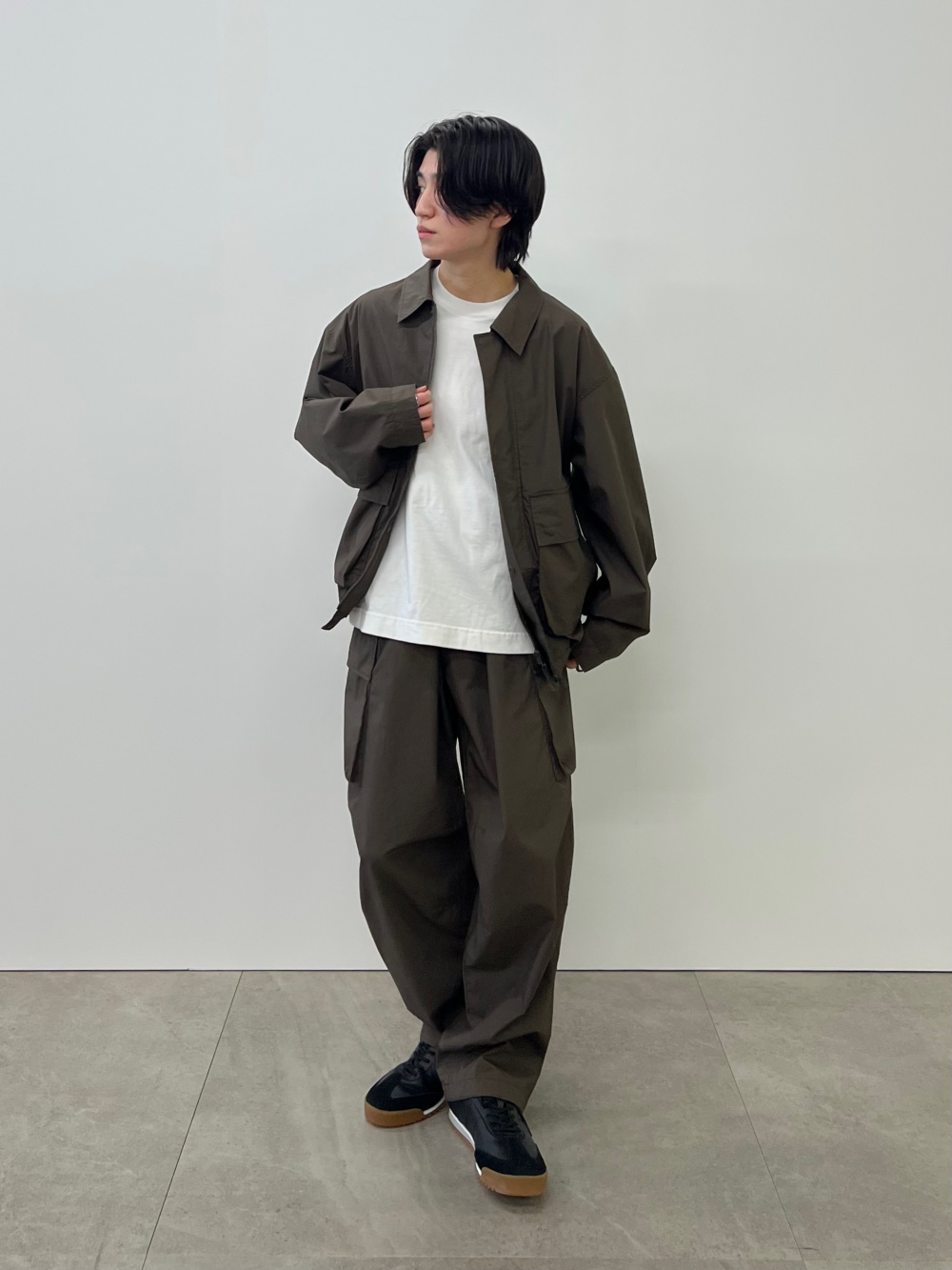 コットンショートブルゾン」の着用コーディネート| ユニクロ公式