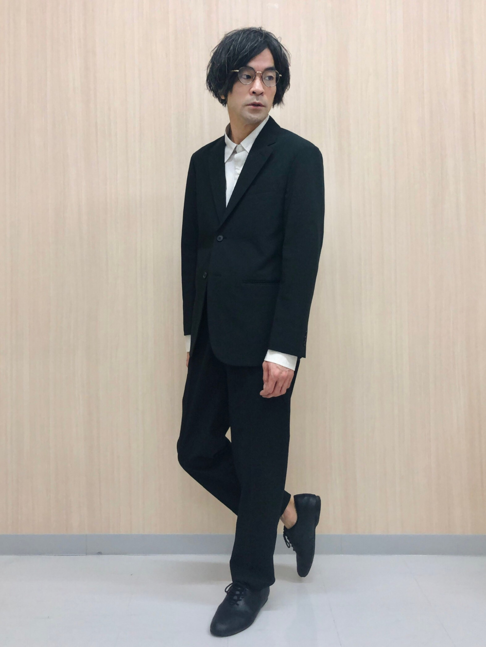 感動ジャケット、感動パンツ」の着用コーディネート| ユニクロ公式