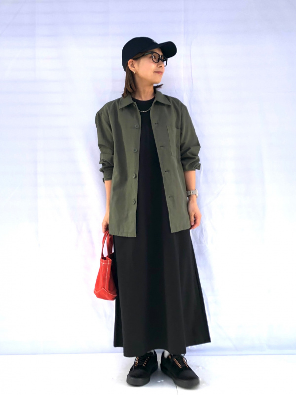 ライトウェイトスタンドブルゾン、ワイドフィットカーゴハーフパンツの