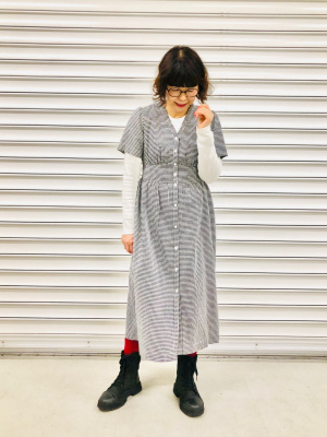 コットンブレンドVネックワンピース ユニクロ値下げ】すぽんと着るだけでコーデが完成！5990円→4990
