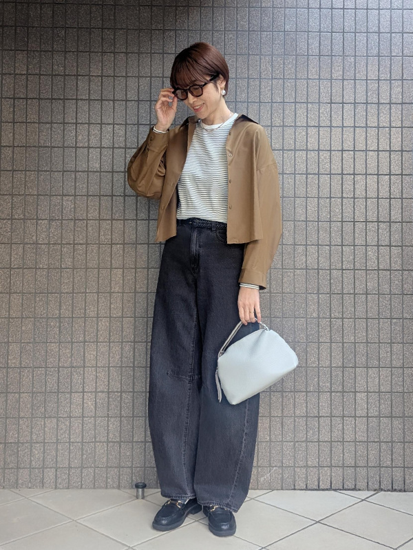 クロップドシャツ/長袖（レディース）の着用コーディネート一覧