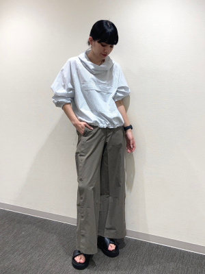 ユニクロ公式 | サイドスナップパンツ