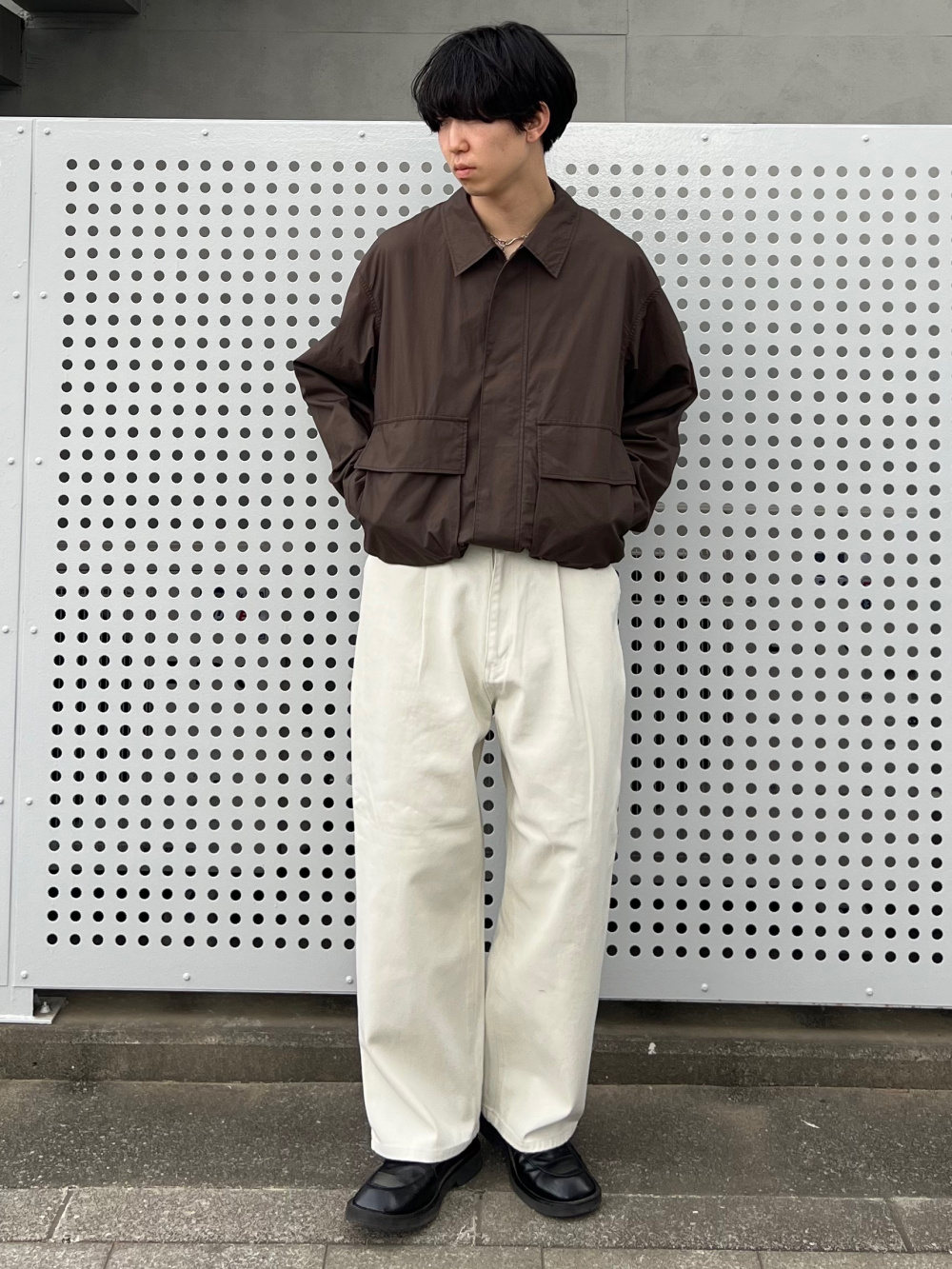 コットンショートブルゾン」の着用コーディネート| ユニクロ公式