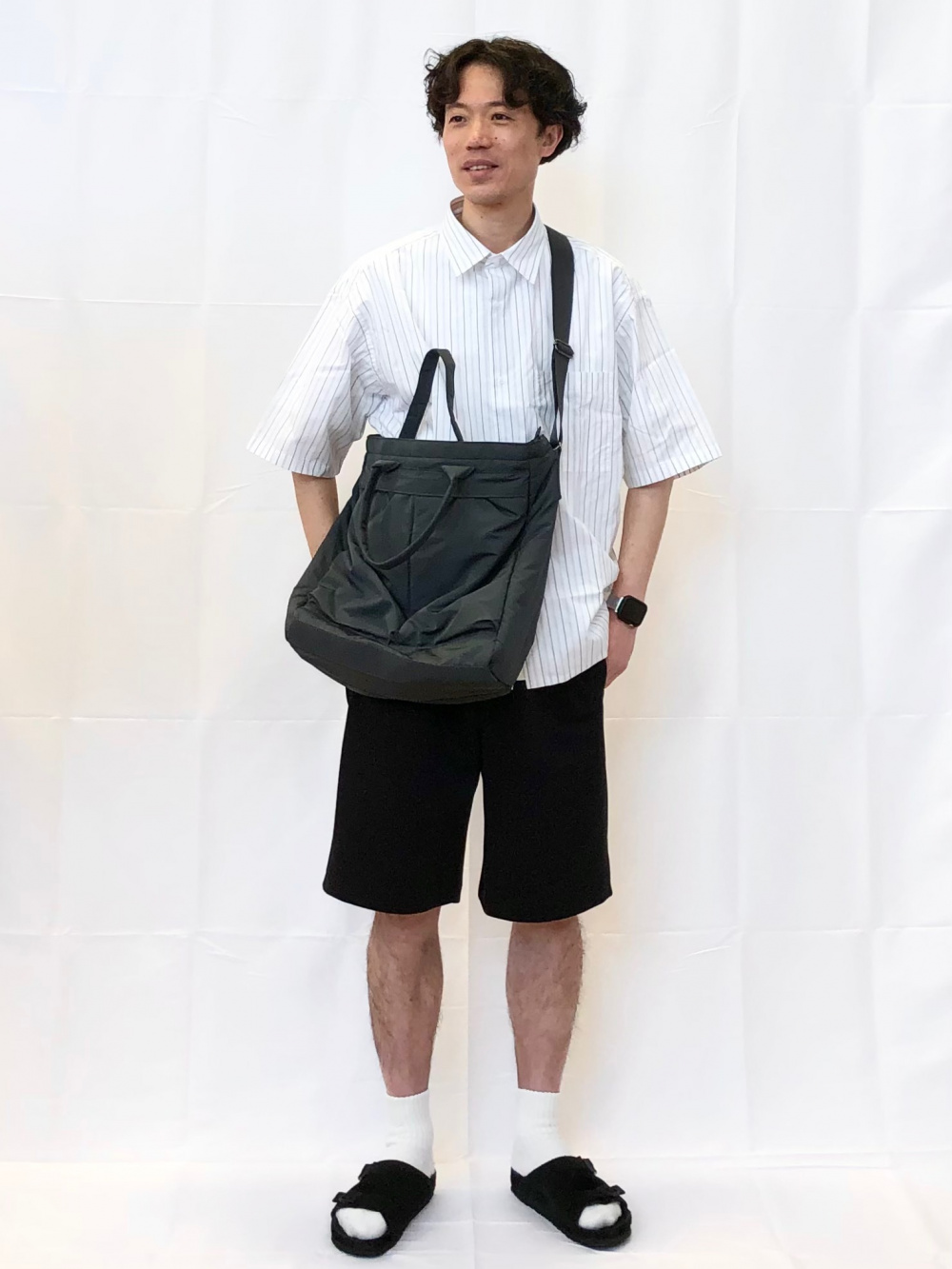 UNIQLO：C新作のワイドフィットカーゴパンツ コットンショート
