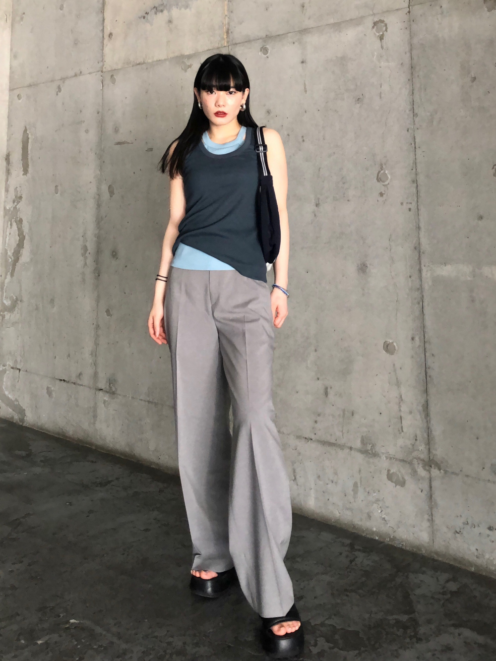 テーラードジャケットリラックスフィット、感動ワイドパンツ」の