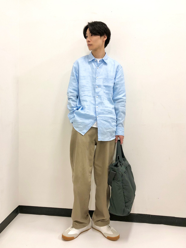 ワイドフィットチノのコーディネート・着用イメージ｜ユニクロ公式
