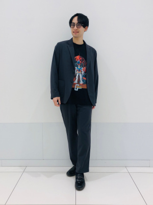 【完売品】ユニクロ　ウルトラストレッチジャケット　2025年　ブラック　XL ユニクロ公式 | ストレッチジャケット/Lサイズ