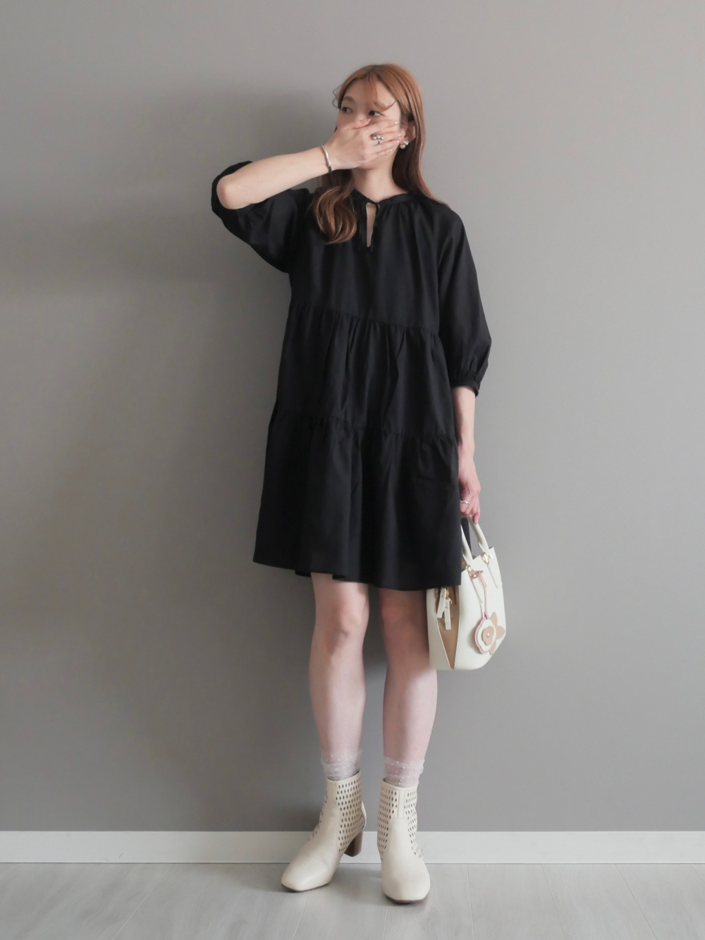 ティアードミニワンピース/7分袖」の着用コーディネート| ユニクロ公式