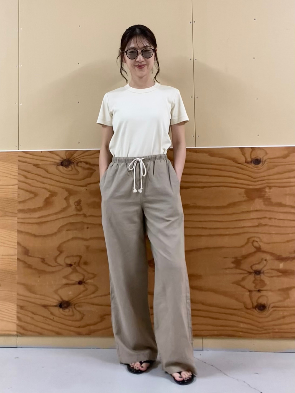 クルーネックT、ドライEX UVカットハーフジップTシャツ」の着用