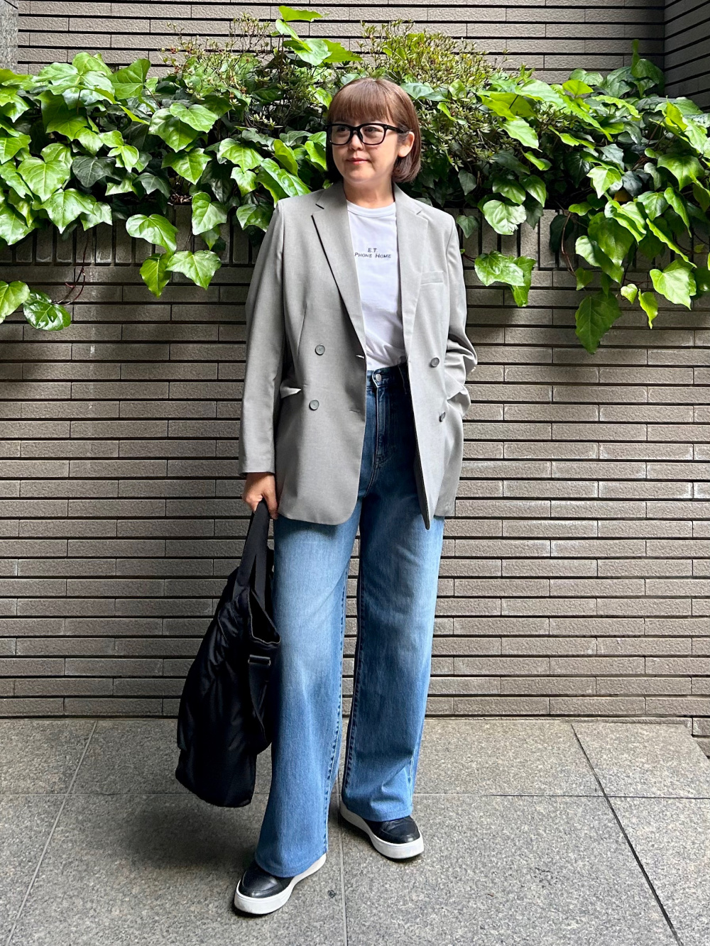 ユニクロ 感動ダブルジャケットリラックスフィット Mサイズ DARK GRAY ユニクロ 感動ダブルジャケットリラックスフィット Mサイズ DARK
