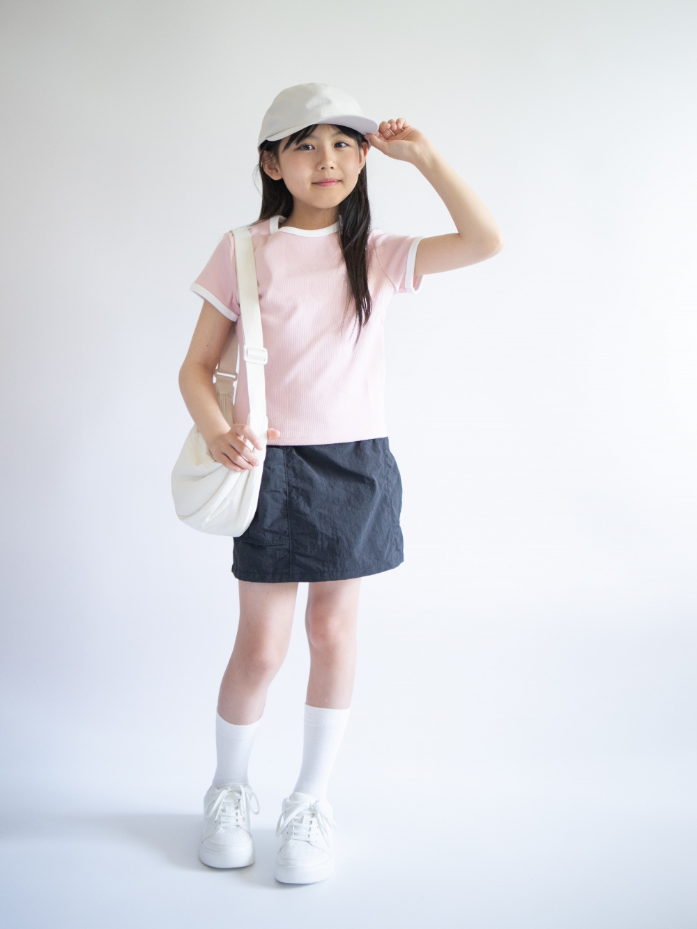 ハローキティ 50th アニバーサリー UT、GIRLS デニムショート