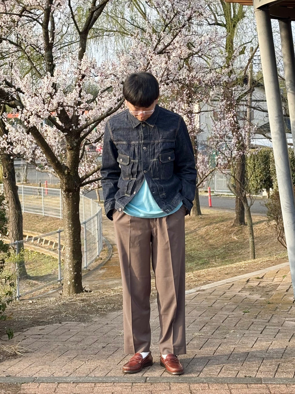 新品　ユニクロ　感動ジャケット&感動タックパンツセット　M ネイビー 感動ジャケット、感動タックパンツ」の着用コーディネート