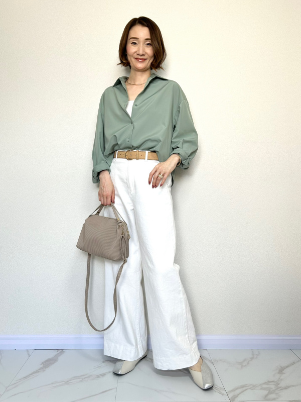 クロップドシャツ/長袖（レディース）の着用コーディネート一覧