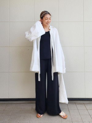 格上カジュアル【Max Mara】愛用確定 クレープストレートパンツ S＆M Knightsbridge グレー無地ストレート パンツ【レディース