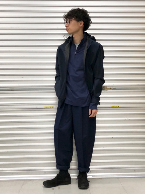 ユニクロ JWアンダーソン エアリズム ハーフジップT レギンス