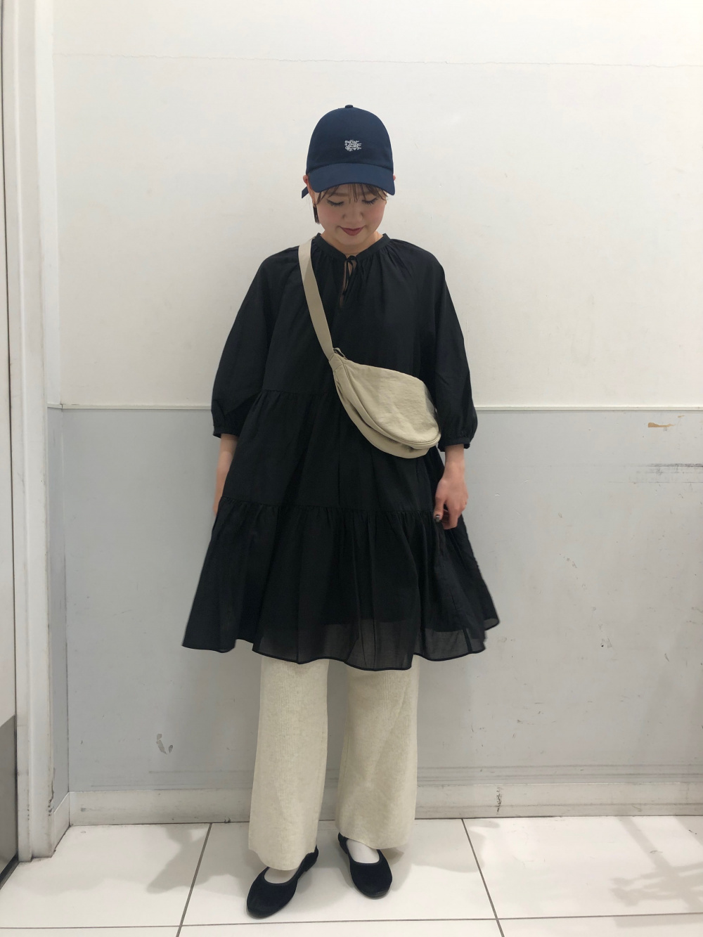 ティアードミニワンピース/7分袖」の着用コーディネート| ユニクロ公式