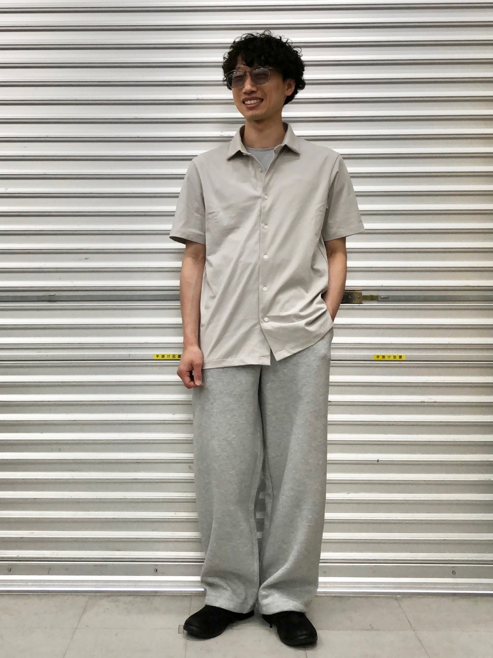 【上下セット】オーバーサイズプルパーカ&ワイドパンツ セットアップ オリーブ 上下セット】オーバーサイズプルパーカ&ワイドパンツ セッ