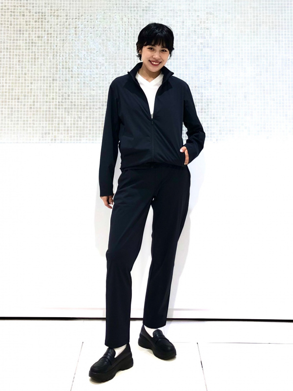 UNIQLO 黒 フェデラーモデルMサイズ上下セット UNIQLO 黒 フェデラー