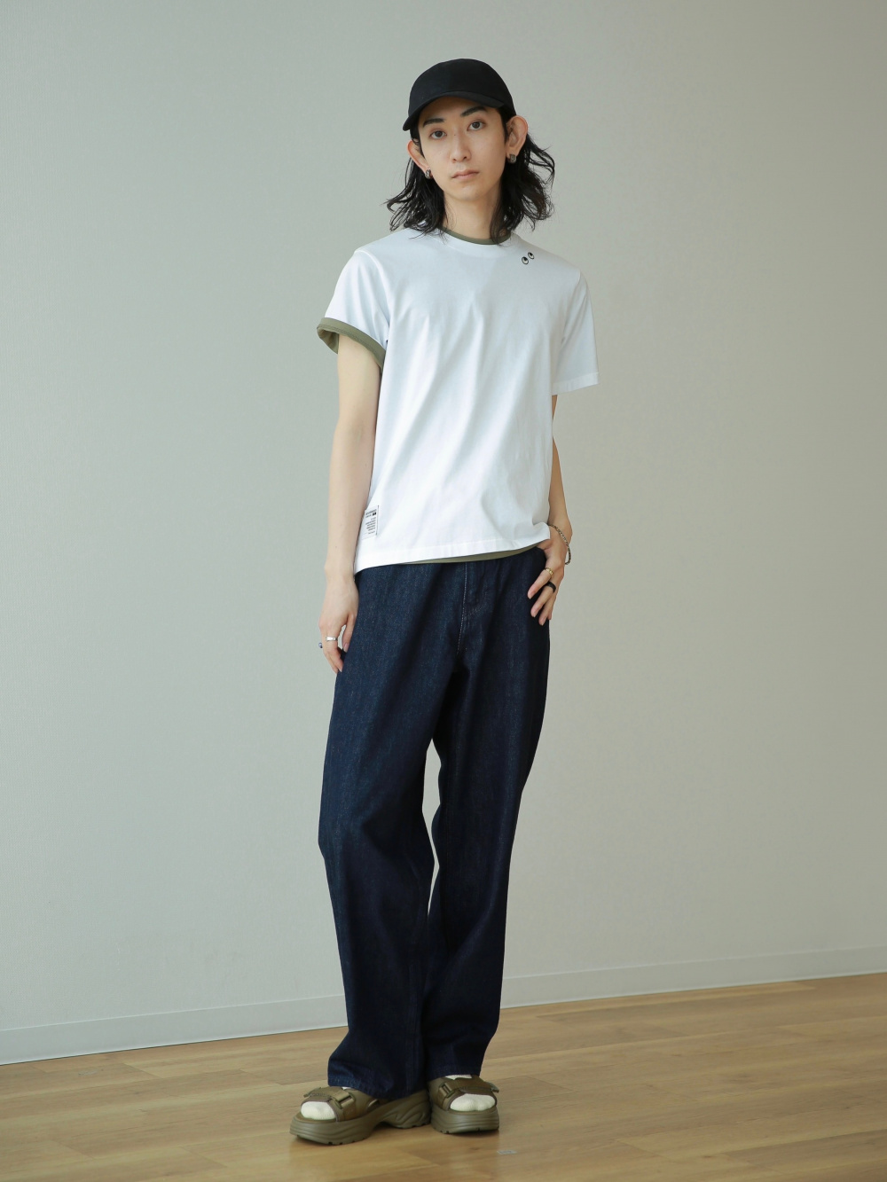 ユニクロ デニムジャケット L ワイドストレートジーンズW76 白 セットアップ UNIQLO］新色白デニムジャケットで秋冬コーデを楽しもう