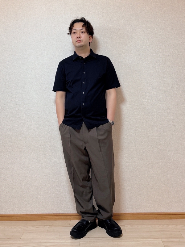 感動ジャケット、感動タックパンツのコーディネート・着用イメージ
