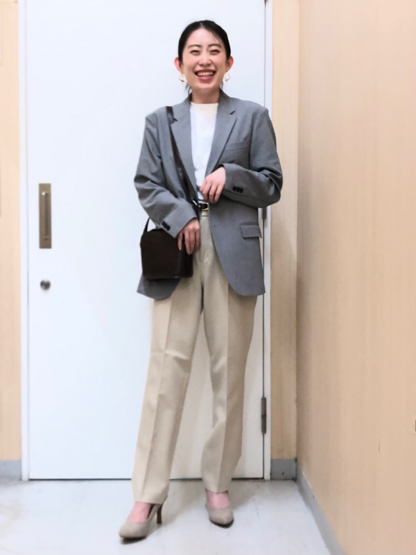 感動スリムパンツ　ジャケット　（超美品） 美品 ユニクロ 感動ジャケット 感動スリムパンツ セットアップ
