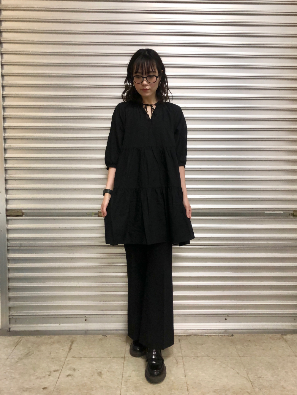 ティアードミニワンピース/7分袖」の着用コーディネート| ユニクロ公式