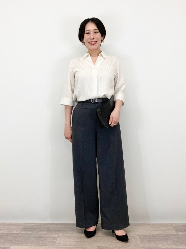 感動ジャケットリラックスフィット、感動ワイドパンツのコーディネート